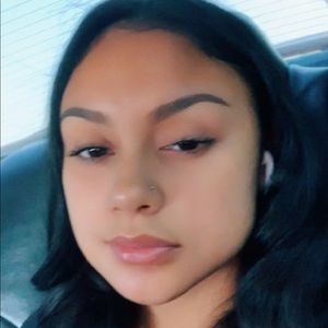 Meet your Posher, Sierra